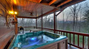 Big Buck Lodge - screenet veranda | Fire Pit | Aska Adventure Area - Image 3