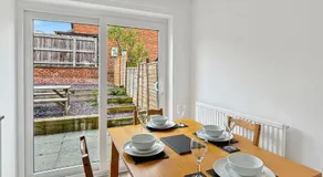 Amaya Three - Newly Renovated - Sleeps 6 - Grantham - Garden & Driveway - Free Gym Access - Image 4