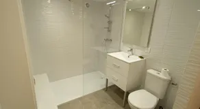 Chambre indépendante avec Kitchenette et sdb - Image 2