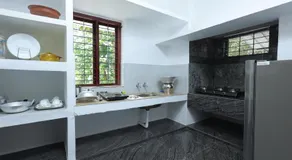 Ganesha Homestay, Cochin, Near Paniyeli Poru Waterfalls - Image 2