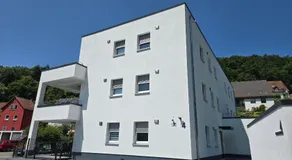 Großes Apartment mit Küche, Dusche, Badewanne, Balkon, Parkplatz vor dem Haus, schnelles Internet, ADA5 - Image 4