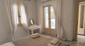 Theros Casa Logaras - Image 2