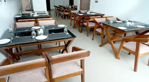 Hotel Queen Maria - Image 3