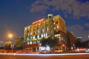 Coconut Island Hotel (Daying Dead Sea Branch) - Image 5