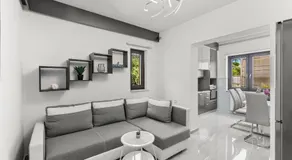 APP Sandro with Pool / Two-Bedroom with Terrace A1 - Image 3