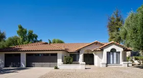 Beautiful 5-Bdrm Vacation Home WHeated Pool - Image 5
