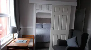 Kelso House holiday flats - Image 2