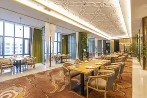 Ruixue International Hotel - Image 2