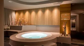 HOTEL POST alpine cityflair - Image 3