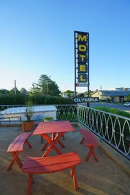 Olympia Motel - Image 4