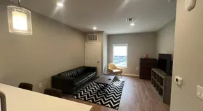 315 Brand New 1 Bedroom 1 Bath 1 Full Kit 1 Liv - Image 2