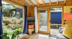 Sand & Sauna Retreat - Image 2