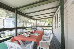 Mobilheim mit Pool, Grill und Terrasse | Gartenblick - Image 2