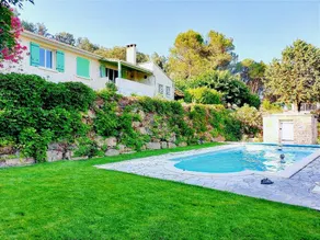 Rummelig villa i Saint-Nazaire - Image 5