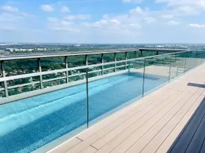 Great apartment with view and heated rooftop Pool - Image 2