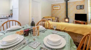 2 Bed in North Country oc-b28332 - Image 3