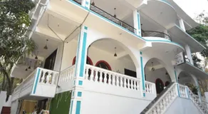Hotel casita de gracia baga beach - Image 3