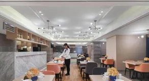 Kyriad Marvelous Hotel Suzhou Wujiang People Square - Image 4