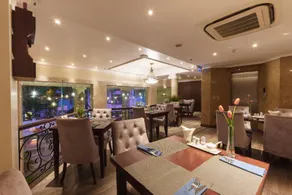 Roseland Corp Hotel - Image 3