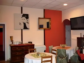 Evergreen Suites Budapest - Image 3