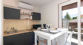 Cabana & Studio Alpin Annecy - Terrasse Parking - Image 3