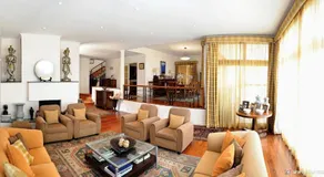 Exquisite Madeira Villa Villa Funchal Luz 5 Bedroom Heated Pool - Image 5