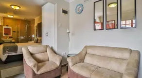 The Travel Inn Durban - Image 5