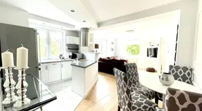 Smart Apartments - apartamenty z pięknym ogrodem i śniadaniami Ustronie Morskie - Image 2