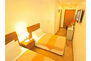 Belvilla Airport Stays Near Makati Manila Formerly Avitel Hotel - Image 2