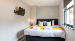 Bondgate Hotel - Smart Self Check-in Accomodation - Image 2