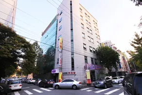 Daegu Gwaneumdong Carnegie - Image 2
