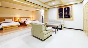 Sacheon Tourist Hotel - Image 5