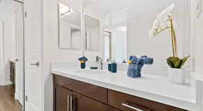 Serenity Over the Sails - A 2-Bedroom Escape w Stunning Marina Views - Image 2