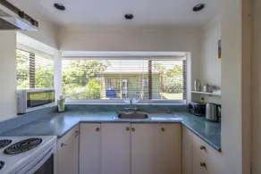 Olive Lane - Family Friendly Bach - Image 5