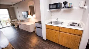 Hotel Dewey - Image 2