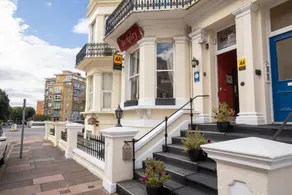 The Berkeley Guesthouse - Image 3