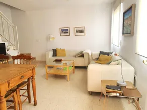Amparo Cinco - Image 2