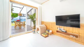 Yeosu Dangdangi Dog Family Pension Gold - Image 5