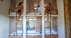 New Amigos - Beachclub & Hostel - Image 2