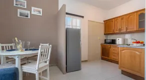 Appartement avec internet haut débit, barbecue et terrasse | Vue ville - Image 4