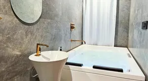 Hotel Nova Stays - Image 4