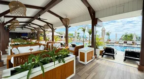 Lavanya Sea View Apartment with Resort Access - Image 2