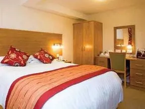 The Three Swans Hotel, Market Harborough, Leicestershire - Image 3