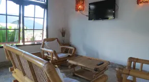 Lemon House - Image 3