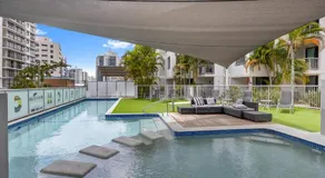 Beach Club Delight - Image 2