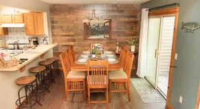 Camelback Private Home located behind Waterpark & Ski Lift - Image 3