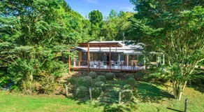 Designer Hinterland Escape with Breathtaking Views - Image 5