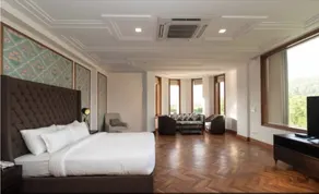 Glenville Forest Resort & Spa - Image 2