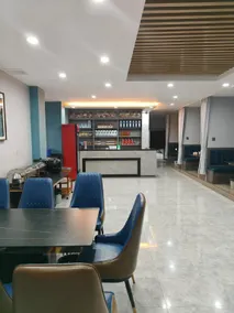 Yulan Hotel - Image 4