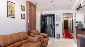 Shiny Pyramids Boutique Hotel - Image 2